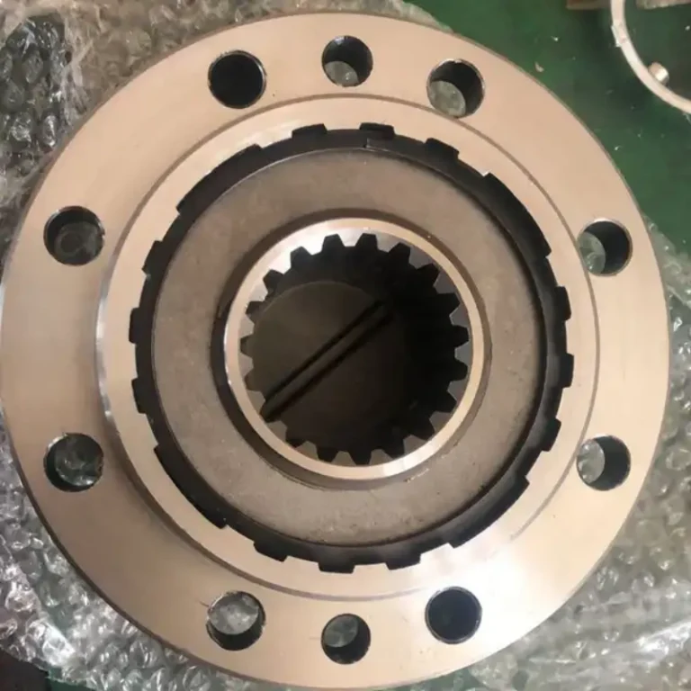 MB420180 Free Wheel Hub (Front Wheel Clutch)