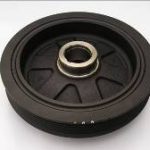 Precision crankshaft pulley 12303-95F0A for Nissan Sunny and Almera. Features a specialized 6+3PK dual-groove layout for synchronized power delivery.